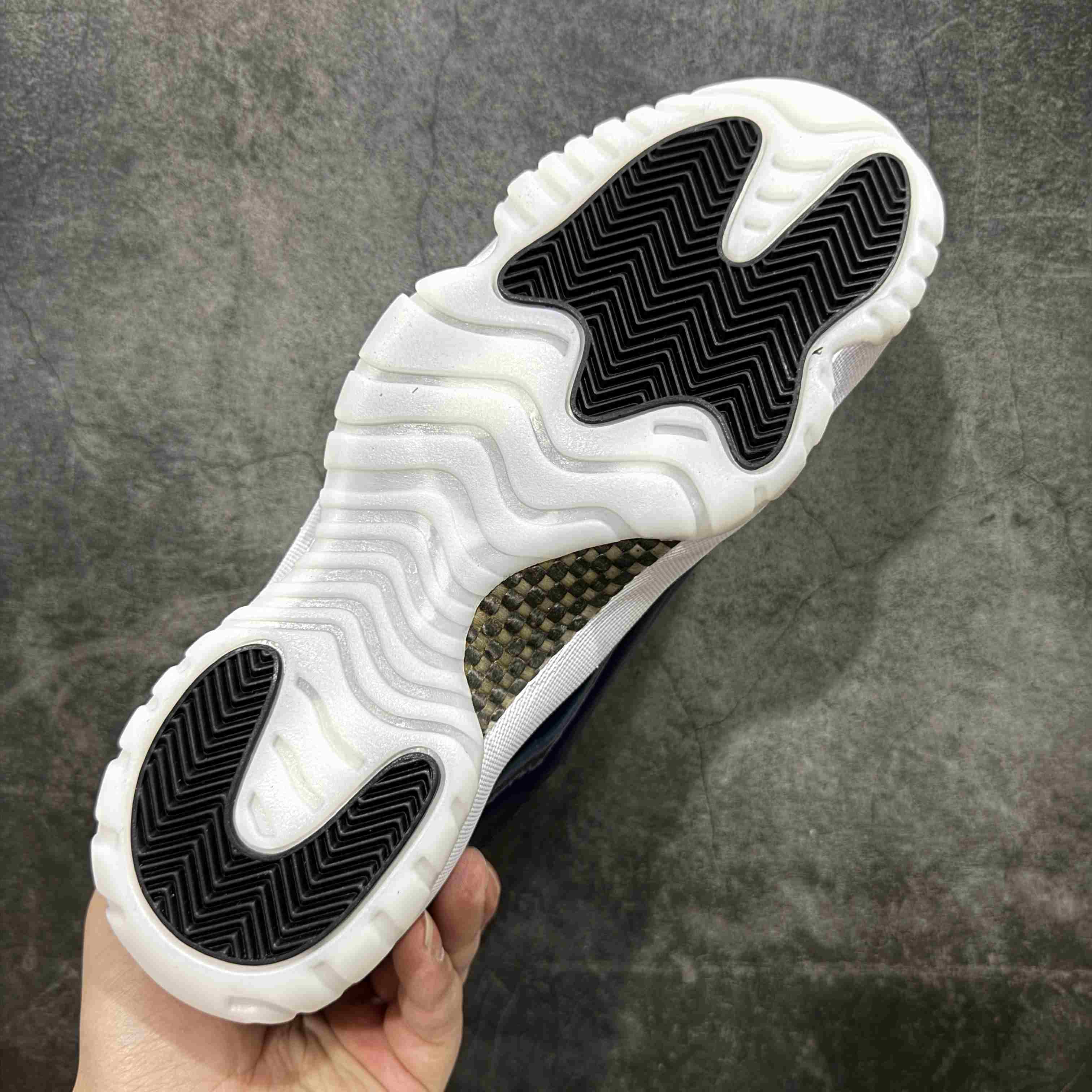 Air Jordan 11 “Rare Air”   IH0296-400 - PerfectKickZ