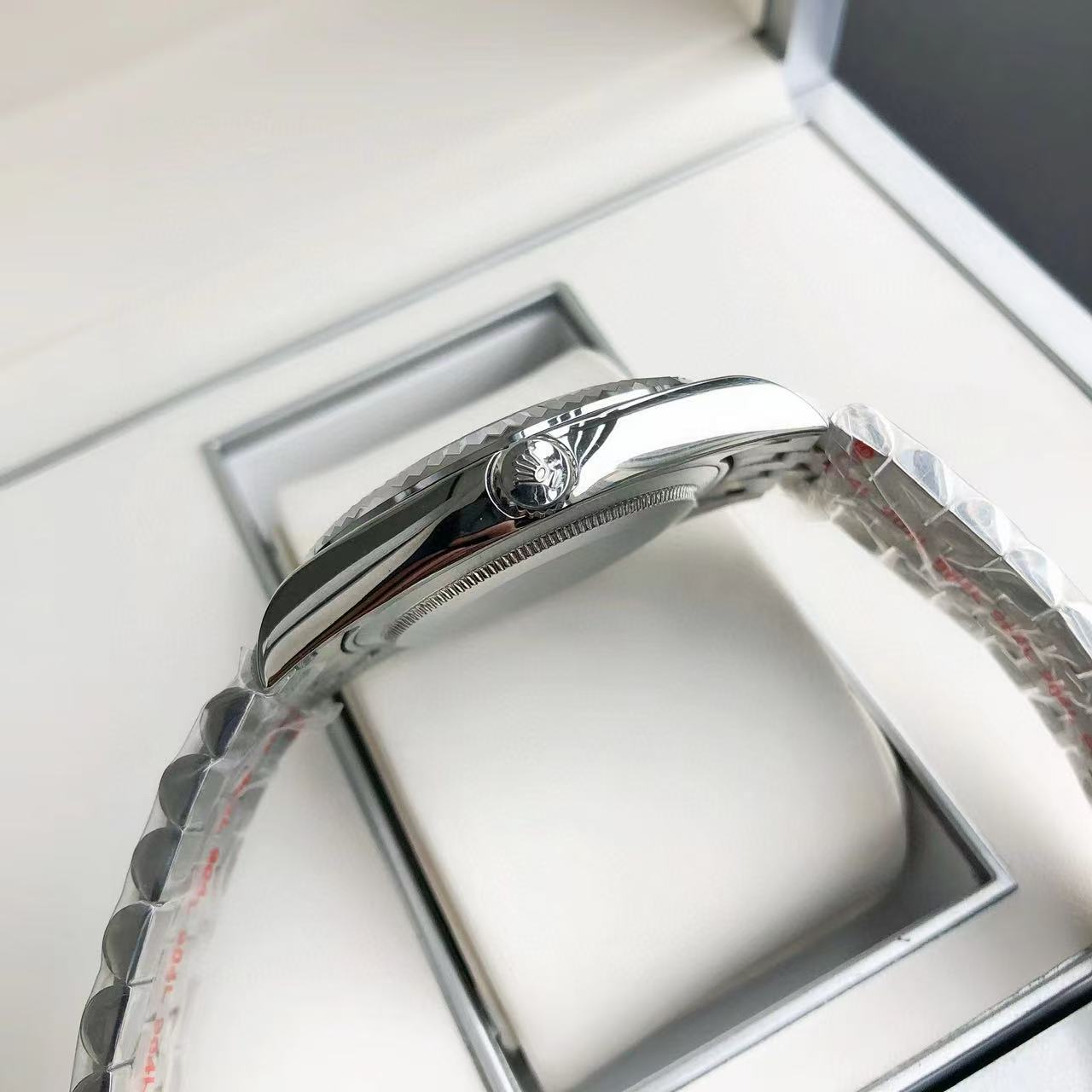 Rolex Datejust Watch  41mm - PerfectKickZ