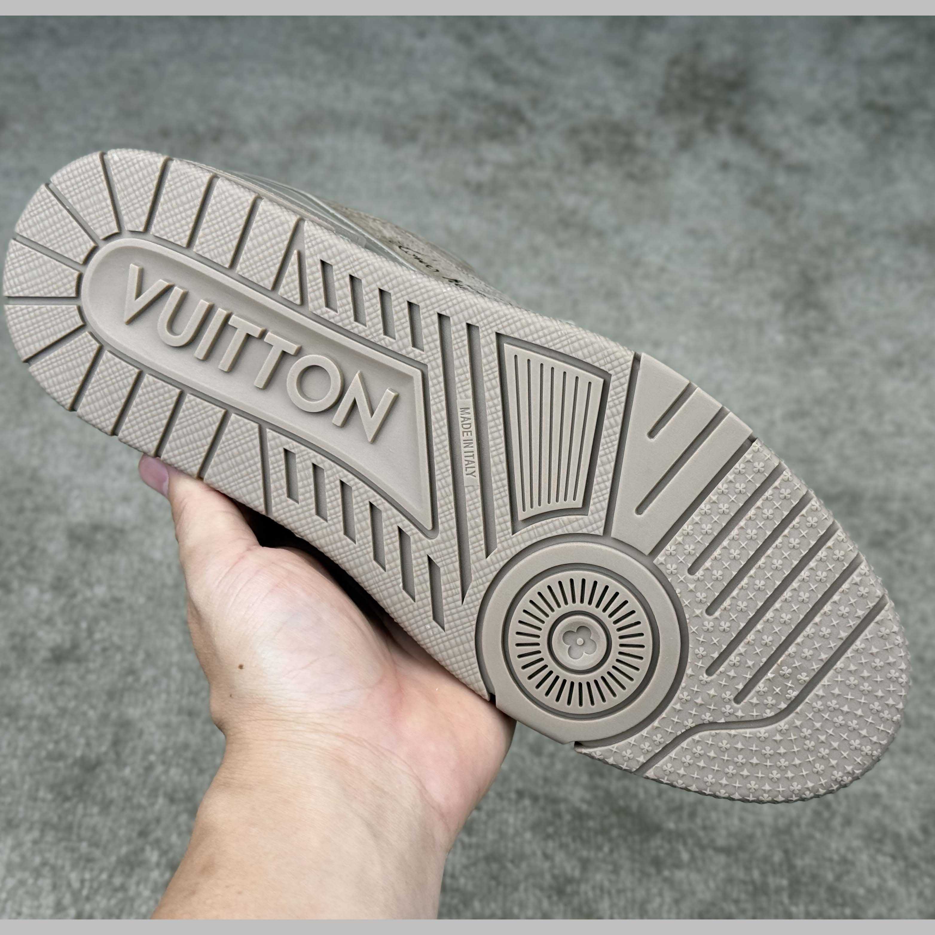 Louis Vuitton LV Trainer Sneaker   1AH622 - PerfectKickZ