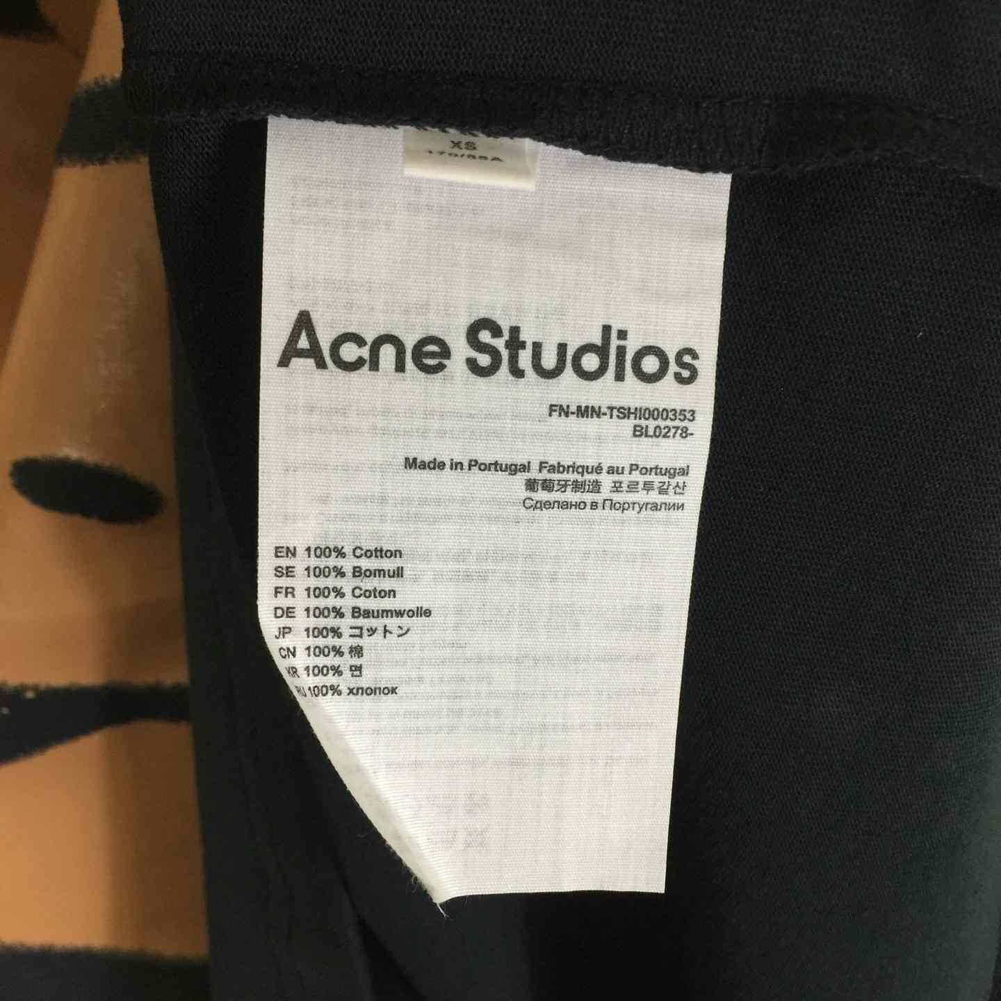 Acne Studios  T-shirt logo - Relaxed unisex fit - Black - PerfectKickZ
