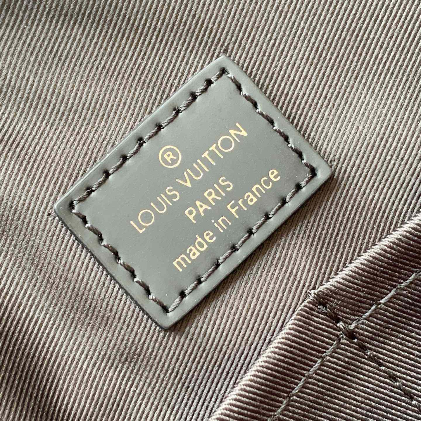 Louis Vuitton Monogram Eclipse Briefcase  39x28x11cm  M40566 - PerfectKickZ
