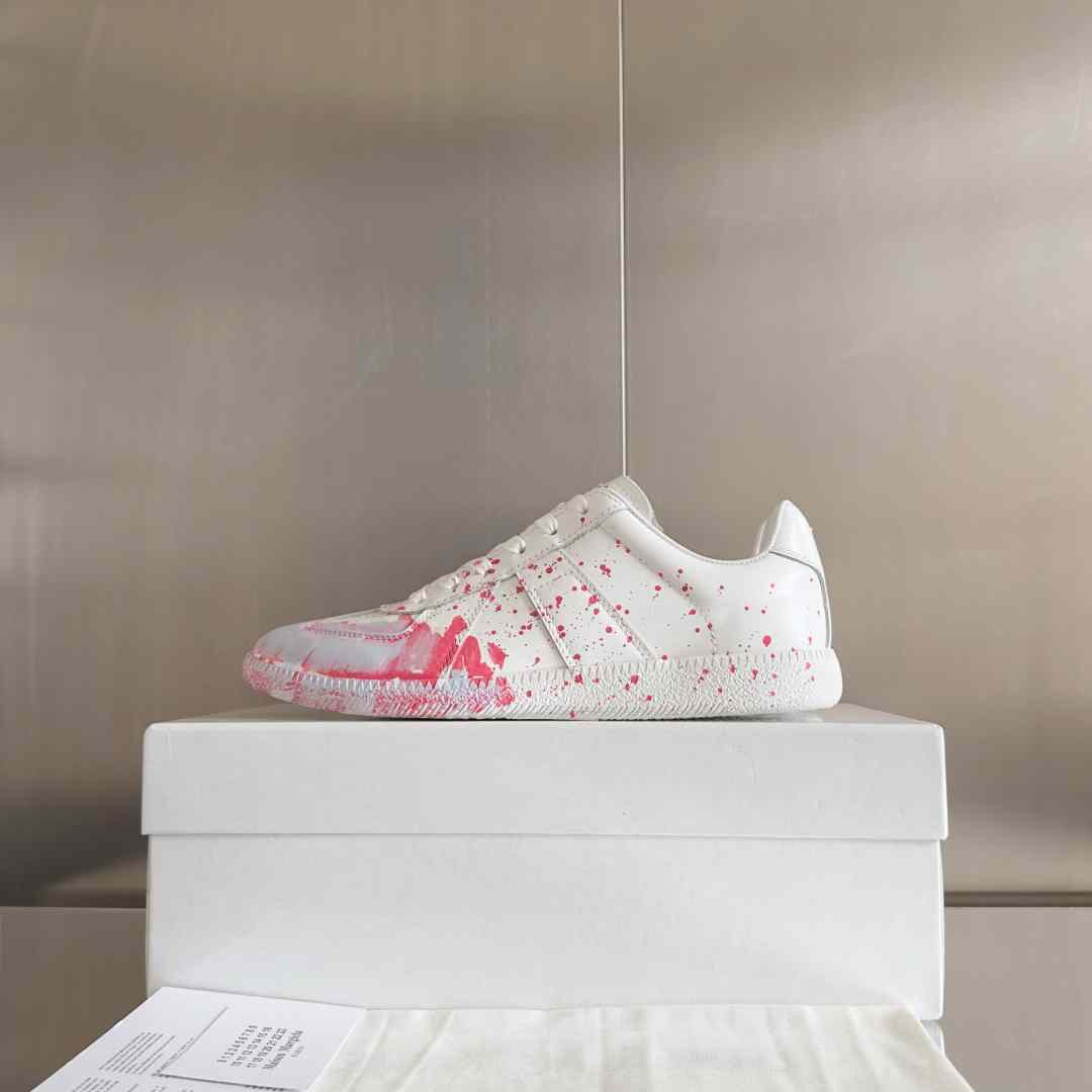 Maison Margiela Replica 'Paint Splatter - White Red' - PerfectKickZ
