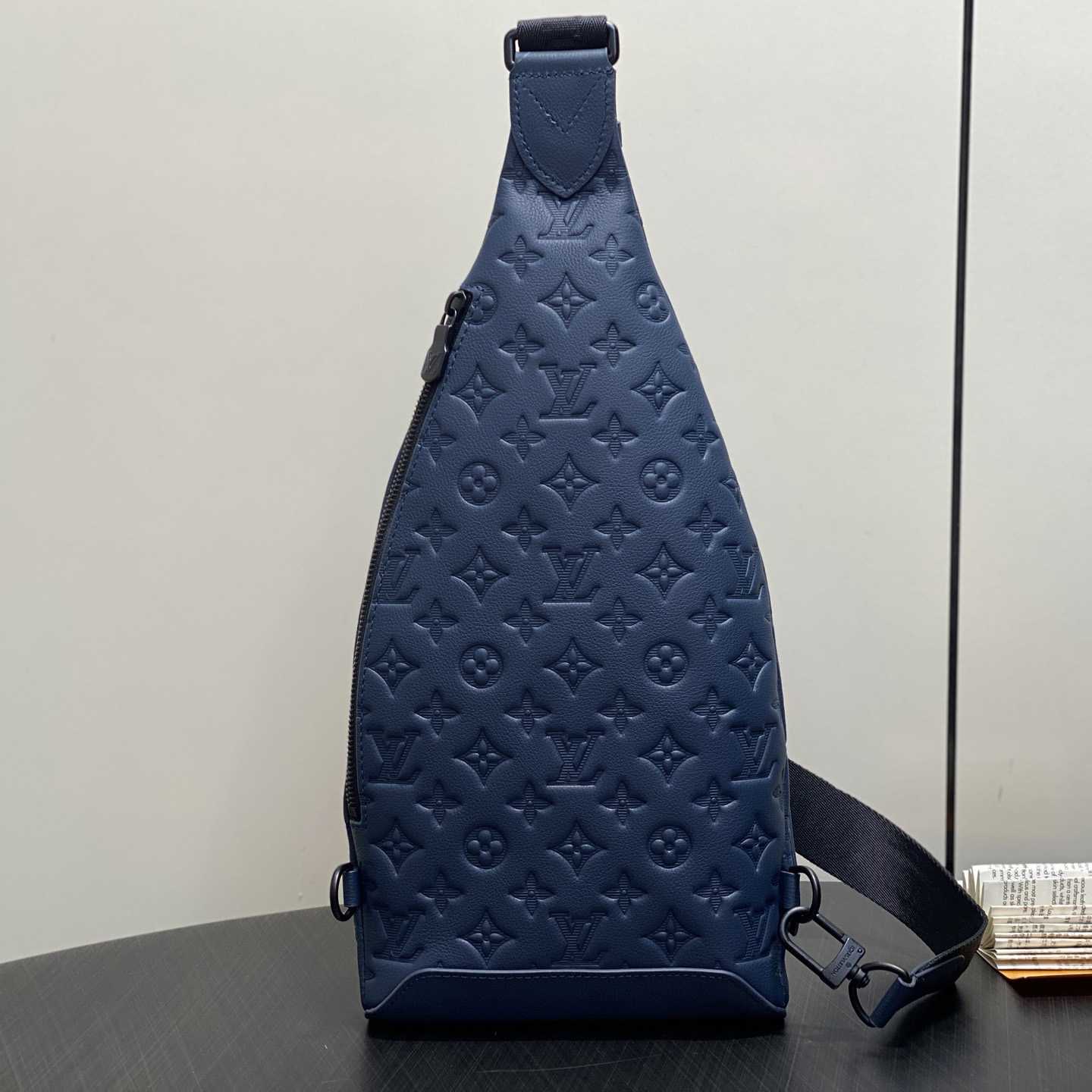 Louis Vuitton Duo Slingbag   M24467 - PerfectKickZ