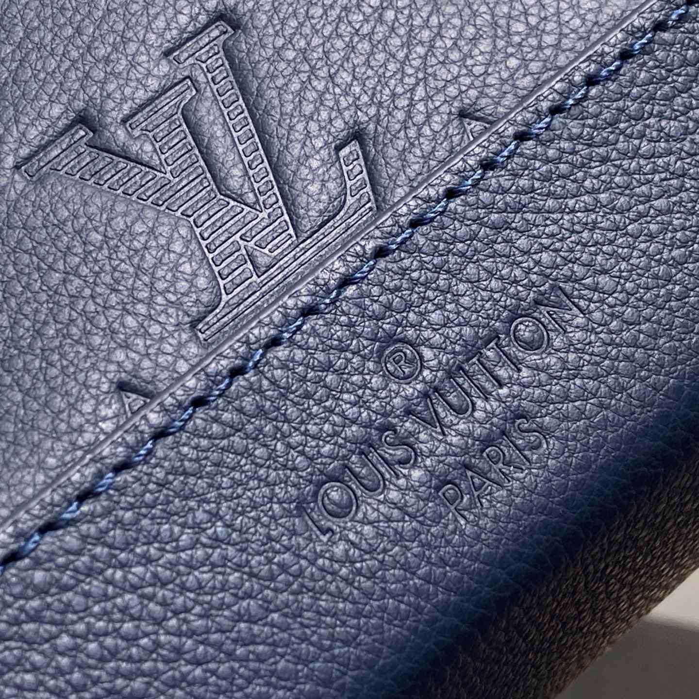 Louis Vuitton Duo Slingbag   M24467 - PerfectKickZ