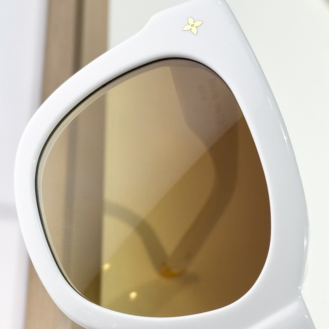 Louis Vuitton LV x TM My Monogram Multicolor Square Sunglasses  Z2725W - PerfectKickZ