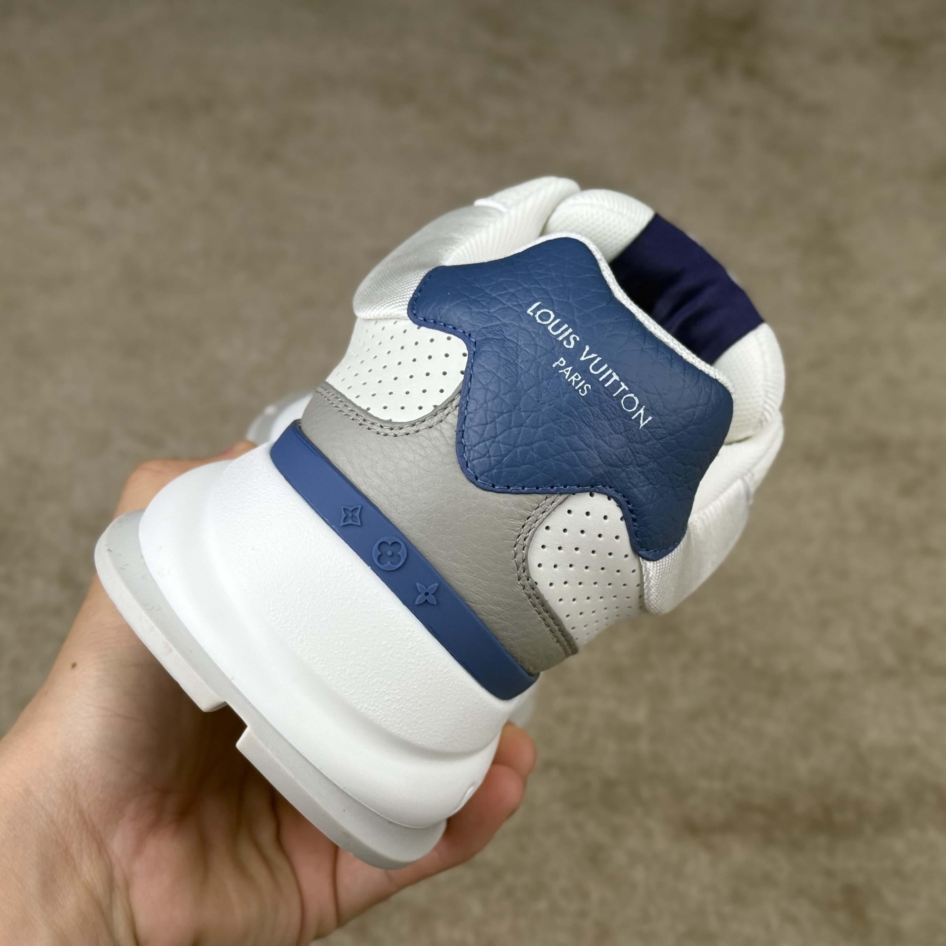 Louis Vuitton LV Classic Sneaker   1AHSV0 - PerfectKickZ