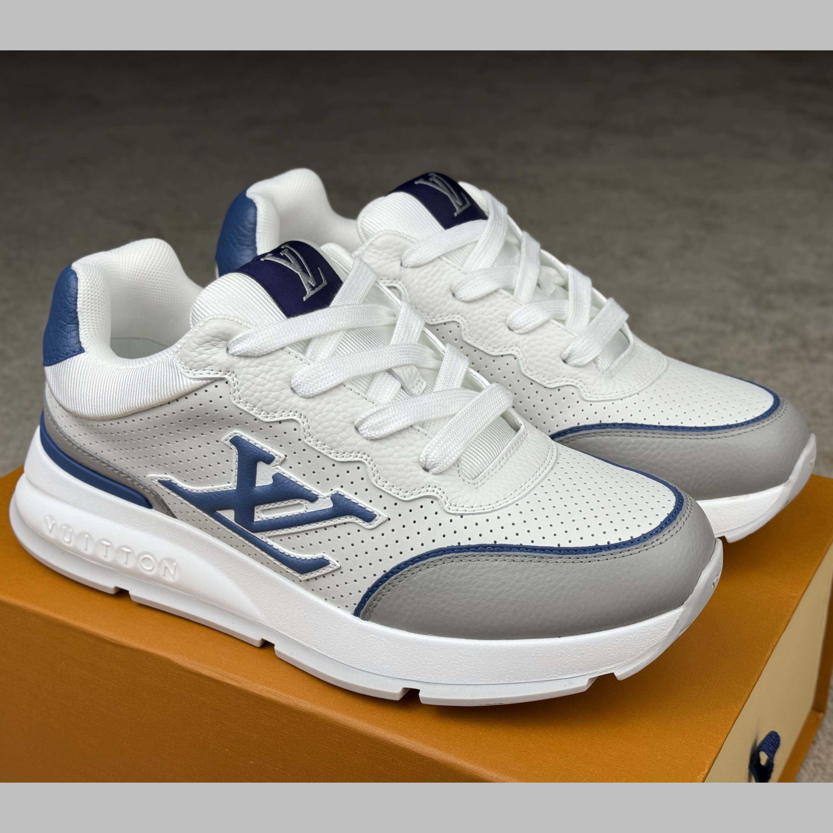 Louis Vuitton LV Classic Sneaker   1AHSV0 - PerfectKickZ