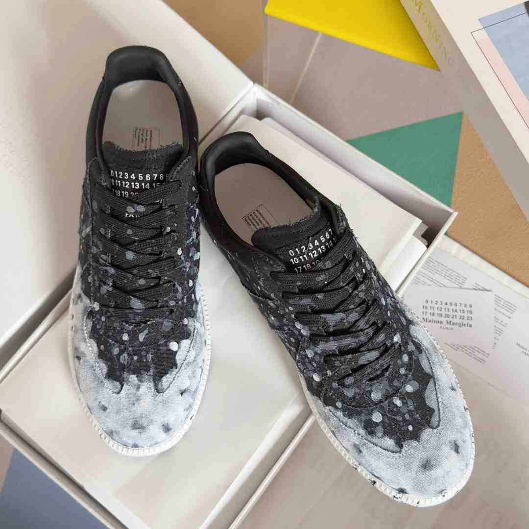 Maison Margiela Replica 'Paint Splatter - Black' - PerfectKickZ