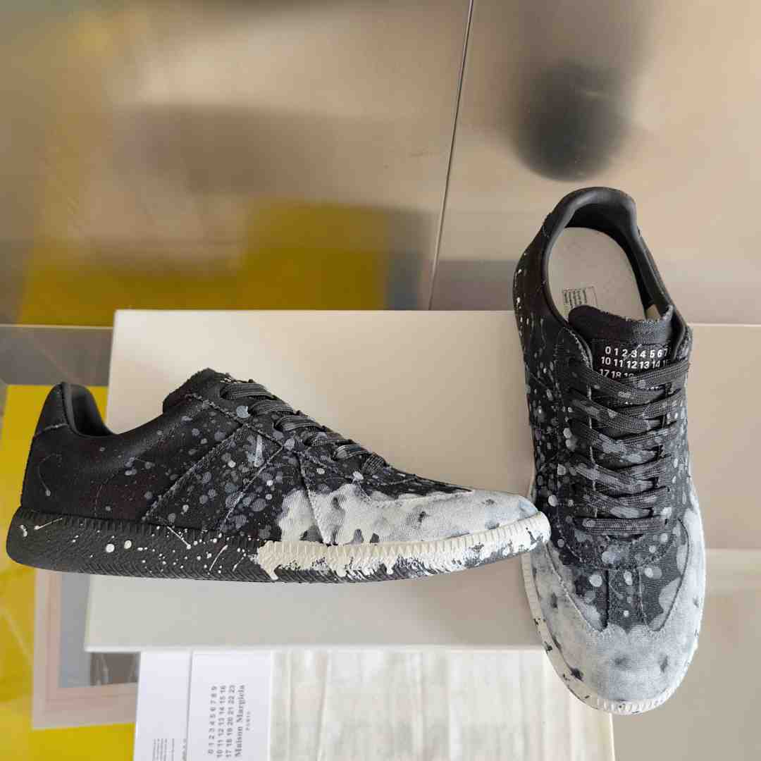 Maison Margiela Replica 'Paint Splatter - Black' - PerfectKickZ
