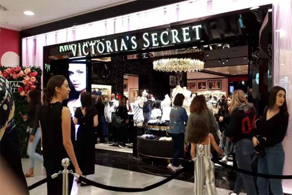 A Victoria's Secret Store Opens At Paris Forum des Halles - PerfectKickZ