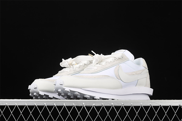 Nike LD Waffle sacai Summit White - PerfectKickZ